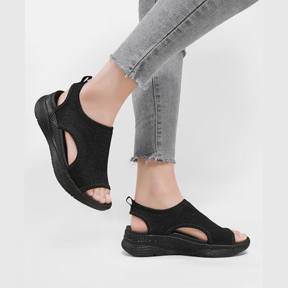 Arch Fit City Catch Textured Slip-On Sandals