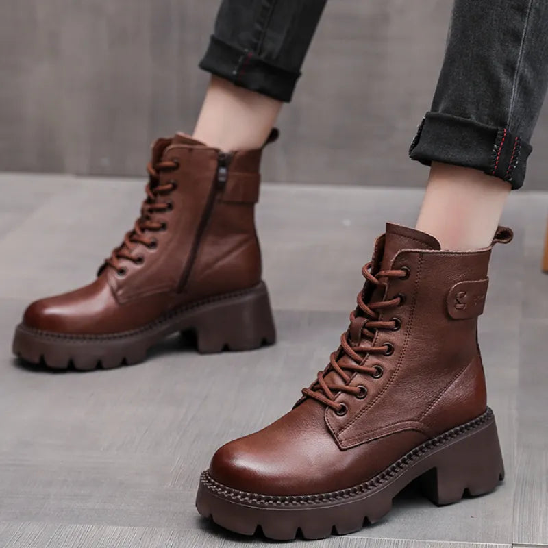 Round-Toe Flat Zipper Boots